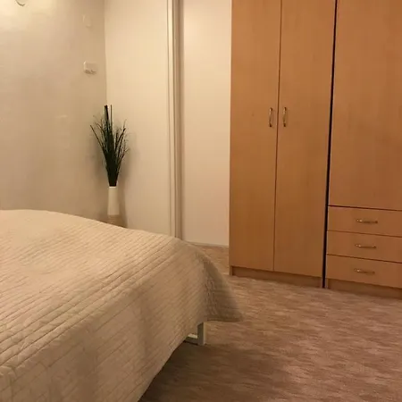 Révay 6 * Budapest